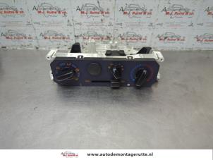 O187720 Gebruikte chaufage bedieningspaneel Daihatsu Young RV