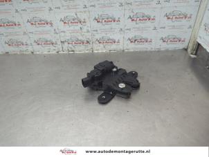 O187746 Gebruikte slotmechaniek achterklep Mini Clubman