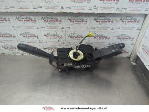 O187755 Gebruikte combischakelaar stuurkolom Renault Twingo