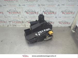 O187770 Gebruikte slotmechaniek portier 4deurs rechts-voor Saab 9-3