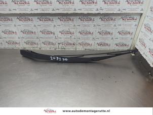 O187792 Gebruikte ruitenwisserarm achter Renault Koleos