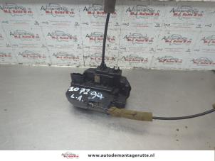 O187805 Gebruikte slotmechaniek portier 4deurs links-achter Renault Koleos