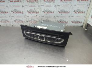 O187811 Gebruikte radio Renault Koleos
