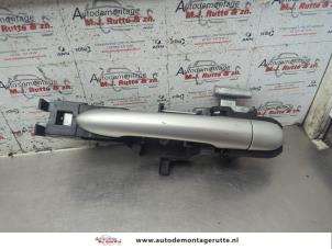 O187826 Gebruikte portiergreep 4deurs links-achter Renault Koleos