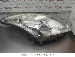 O187848 Gebruikte koplamp rechts Suzuki Swift
