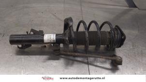 O187892 Gebruikte mac phersonpoot links-voor Volvo C30
