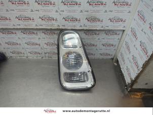 O187952 Gebruikte achterlicht links Mini ONE
