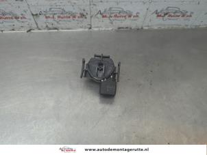 O187989 Gebruikte contactslot schakelaar Opel Meriva