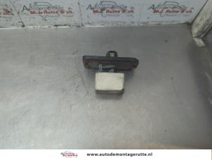 O187992 Gebruikte kachel weerstand Toyota Starlet