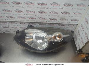 O188021 Gebruikte linker koplamp Renault Twingo