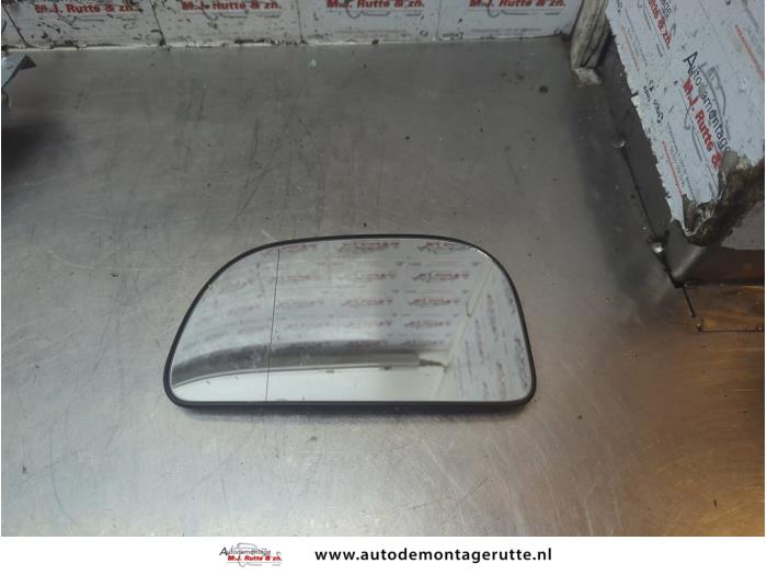 Gebruikte Spiegelglas links Mitsubishi Space Star O188026