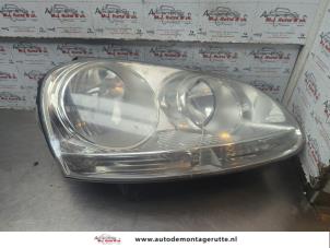 O188072 Gebruikte rechter koplamp Volkswagen Jetta
