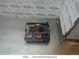 O188207 Gebruikte zekeringkast Peugeot 207