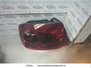 O188228 Gebruikte achterlicht links Peugeot 407