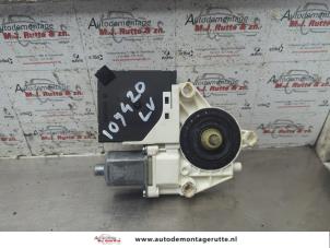 O188240 Gebruikte raammotor portier Volkswagen Golf