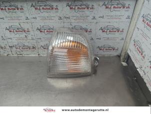 O188245 Gebruikte richtingaanwijzer rechts Ford Escort