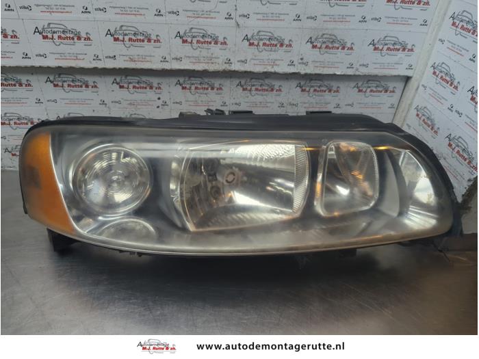 Gebruikte Rechter Koplamp Volvo V70 O188253