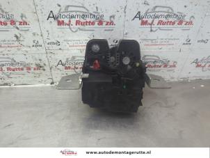 O188258 Gebruikte slotmechaniek achterklep Mercedes B-Klasse