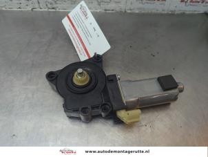 O188302 Gebruikte portierruitmotor Kia Sorento