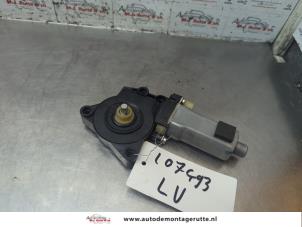 O188308 Gebruikte portierruitmotor Kia Sorento