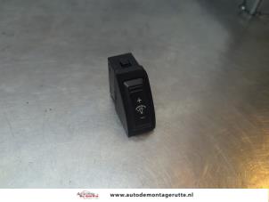 O188331 Gebruikte cockpit dimmer Kia Sorento