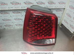 O188338 Gebruikte achterlicht links Kia Sorento