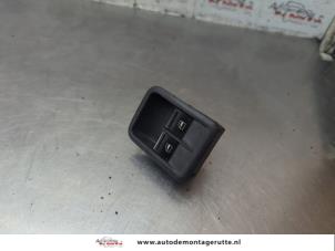 O188410 Gebruikte schakelaar elektrisch raam Skoda Fabia