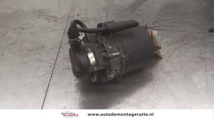 Gebruikte Stuurbekrachtiging Pomp BMW Mini One/Cooper (R50) 1.6 16V Cooper Prijs € 275,00 Margeregeling aangeboden door Autodemontage M.J. Rutte B.V.