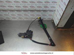 O188507 Gebruikte ruitmechaniek 2deurs links-voor Ford KA