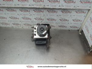 O188522 Gebruikte abs pomp Opel Agila