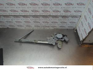 O188527 Gebruikte ruitmechaniek 4deurs rechts-voor Opel Agila