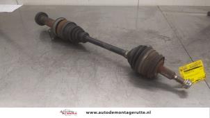 O188533 Gebruikte steekas rechts-voor Volkswagen Transporter