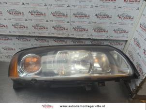 O188552 Gebruikte rechter koplamp Volvo S60