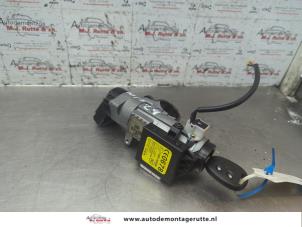 O188597 Gebruikte sleutel+contactslot Chevrolet Aveo