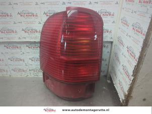 O188612 Gebruikte achterlicht links Seat Alhambra
