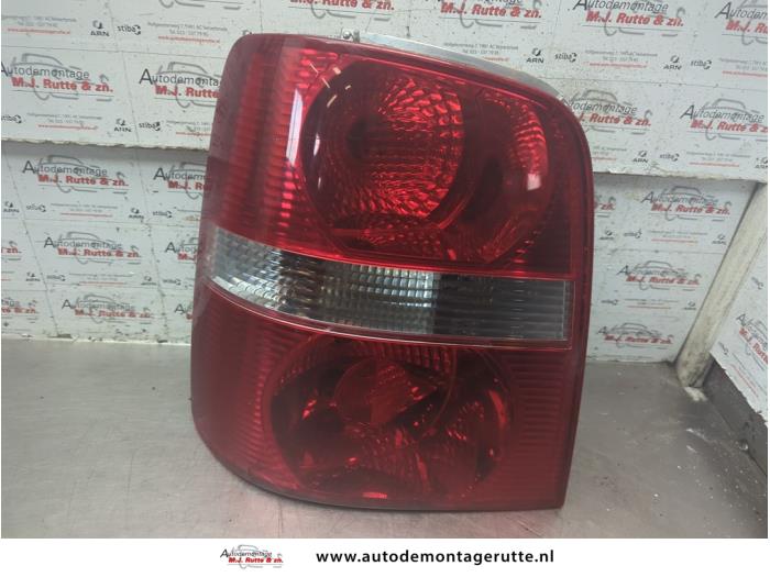 Gebruikte Achterlicht links Volkswagen Touran O188613