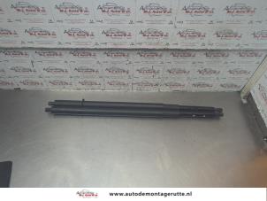 O188626 Gebruikte set gasdempers achterklep BMW 5-Serie