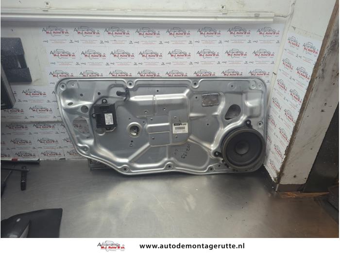 Gebruikte Raammechaniek 4Deurs links-voor Volvo V70 O188641