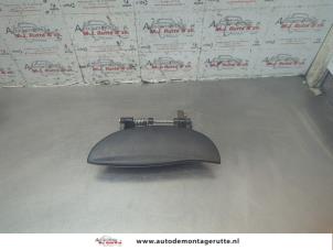 O188680 Gebruikte portiergreep 4deurs links-achter Hyundai Atos