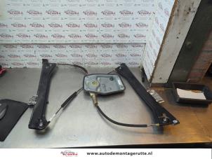 O188766 Gebruikte ruitmechaniek 2deurs links-voor Volkswagen Eos