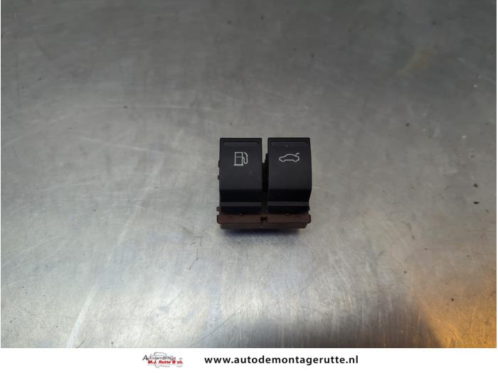 Gebruikte Tankklep Schakelaar Volkswagen Eos O188782