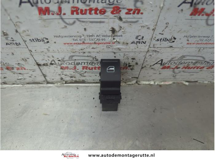 Gebruikte Schakelaar Elektrisch Raam Volkswagen Eos O188783