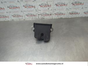 O188795 Gebruikte achterklep slotmechaniek Volkswagen Golf Plus