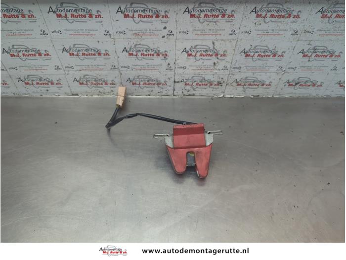 Gebruikte Achterklep Slotmechaniek Volkswagen Fox O188830