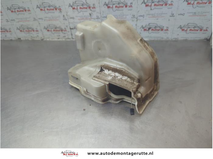 Gebruikte Deurslot Mechaniek 4Deurs links-voor Volkswagen Golf Plus O188849