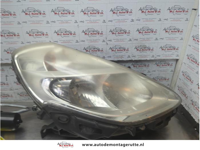 Gebruikte Koplamp rechts Renault Clio O188865