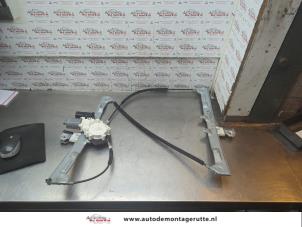 O188878 Gebruikte raammechaniek 2deurs rechts-voor Mitsubishi Colt