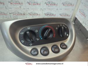 O188914 Gebruikte chaufage bedieningspaneel Ford KA