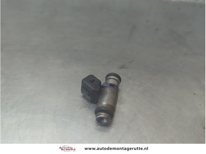 Gebruikte Injector (benzine injectie) Fiat Punto O188948