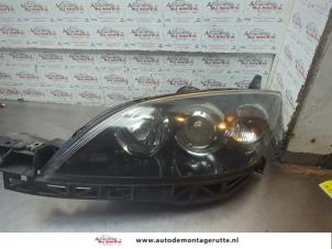O188972 Gebruikte linker koplamp Mazda 3.